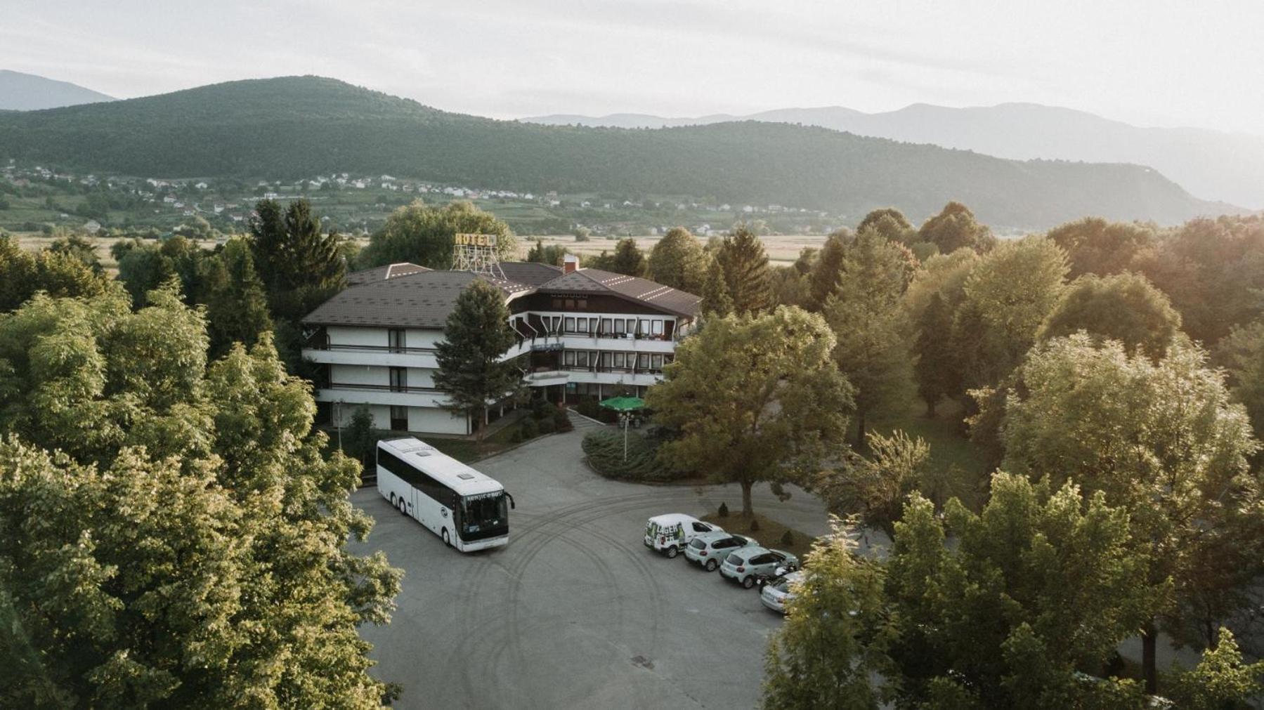 Hotel Ada Bihać Esterno foto