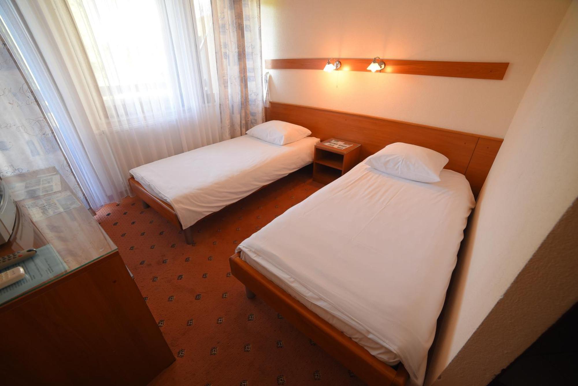 Hotel Ada Bihać Esterno foto