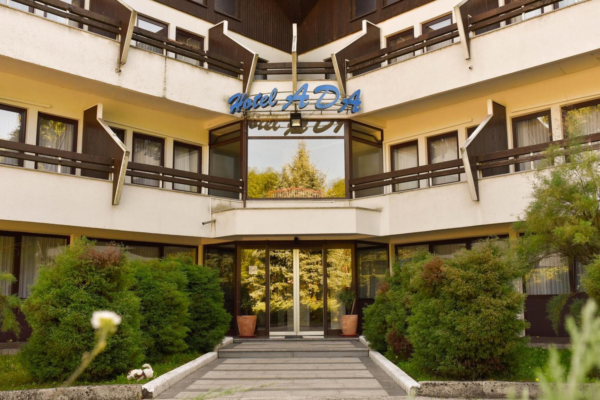 Hotel Ada Bihać Esterno foto