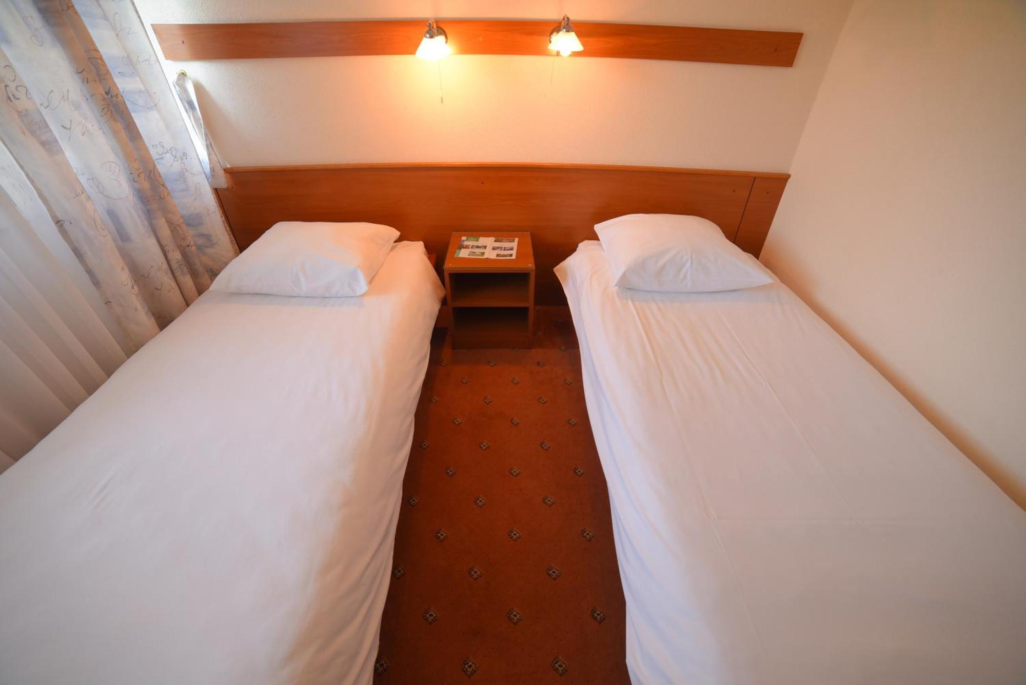 Hotel Ada Bihać Esterno foto