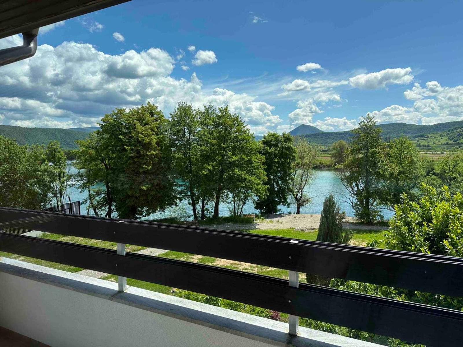 Hotel Ada Bihać Esterno foto